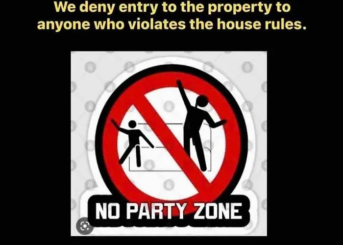 Family Oasis - Oceanview Duplex, Heated Pool, Air Con アデヘ