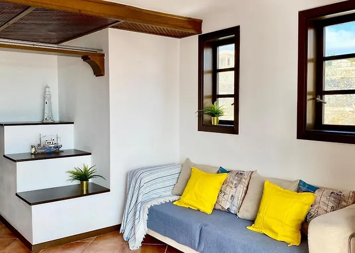 アパート Family Oasis - Oceanview Duplex, Heated Pool, Air Con アデヘ